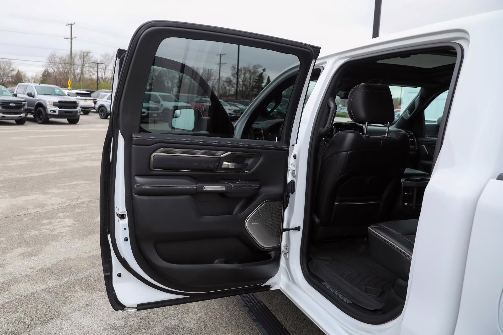 2021 Bright White Clearcoat Ram 1500 Limited 4X4 Truck
