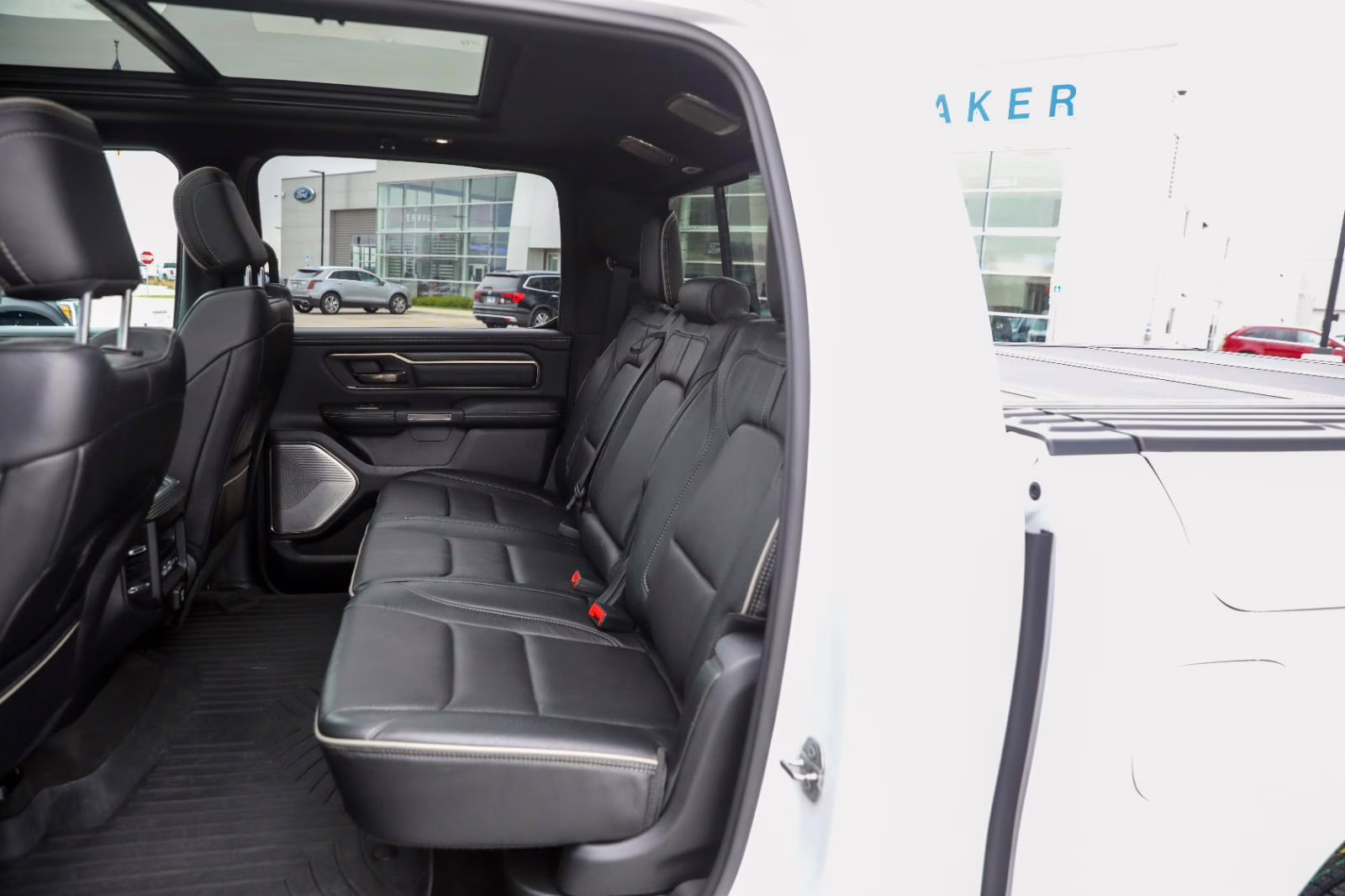 2021 Bright White Clearcoat Ram 1500 Limited 4X4 Truck