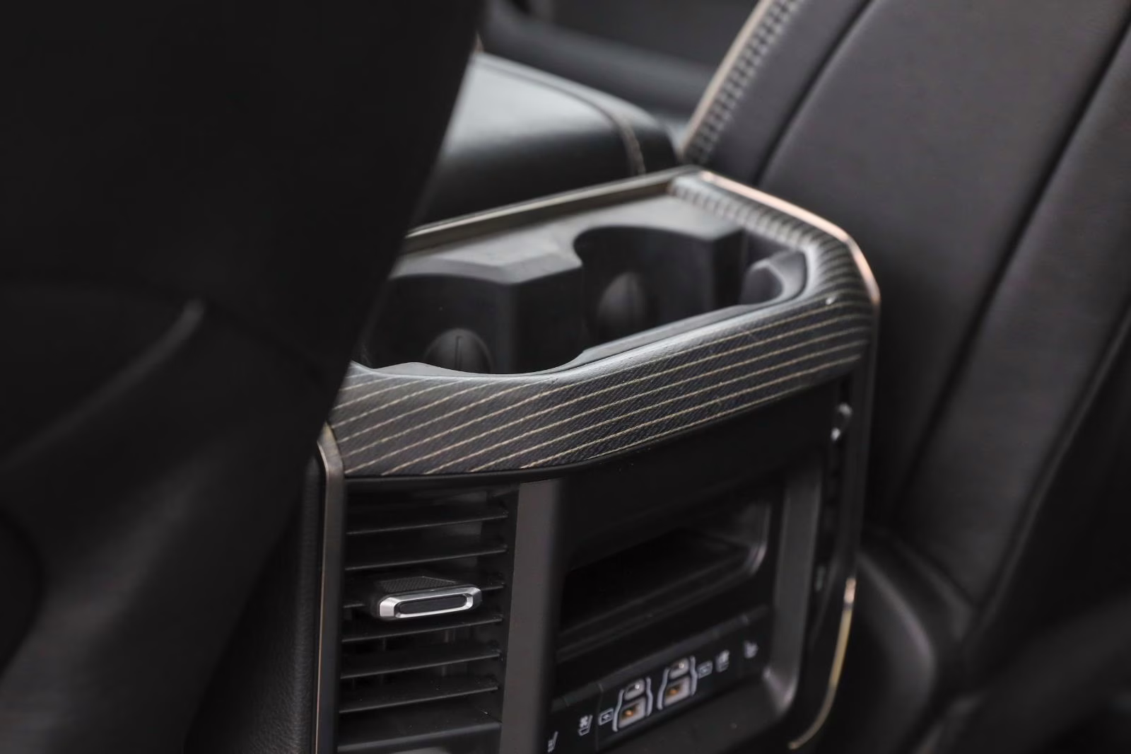 2021 Bright White Clearcoat Ram 1500 Limited 4X4 Truck