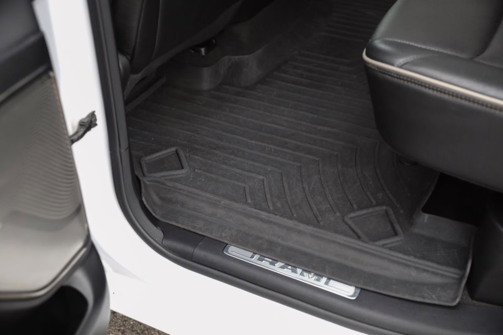 2021 Bright White Clearcoat Ram 1500 Limited 4X4 Truck