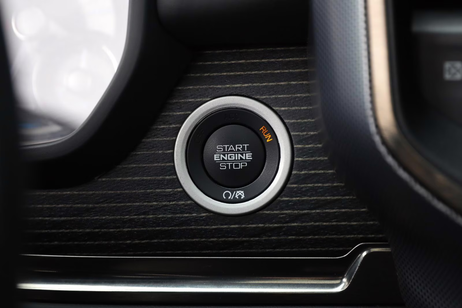 2021 Bright White Clearcoat Ram 1500 Limited 4X4 Truck