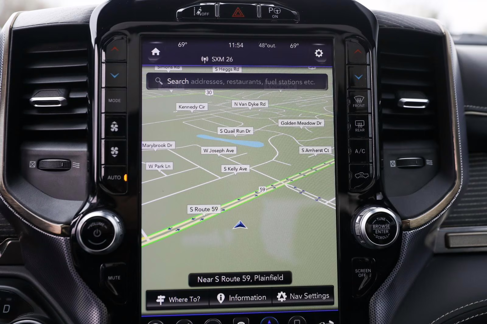 2021 Bright White Clearcoat Ram 1500 Limited 4X4 Truck