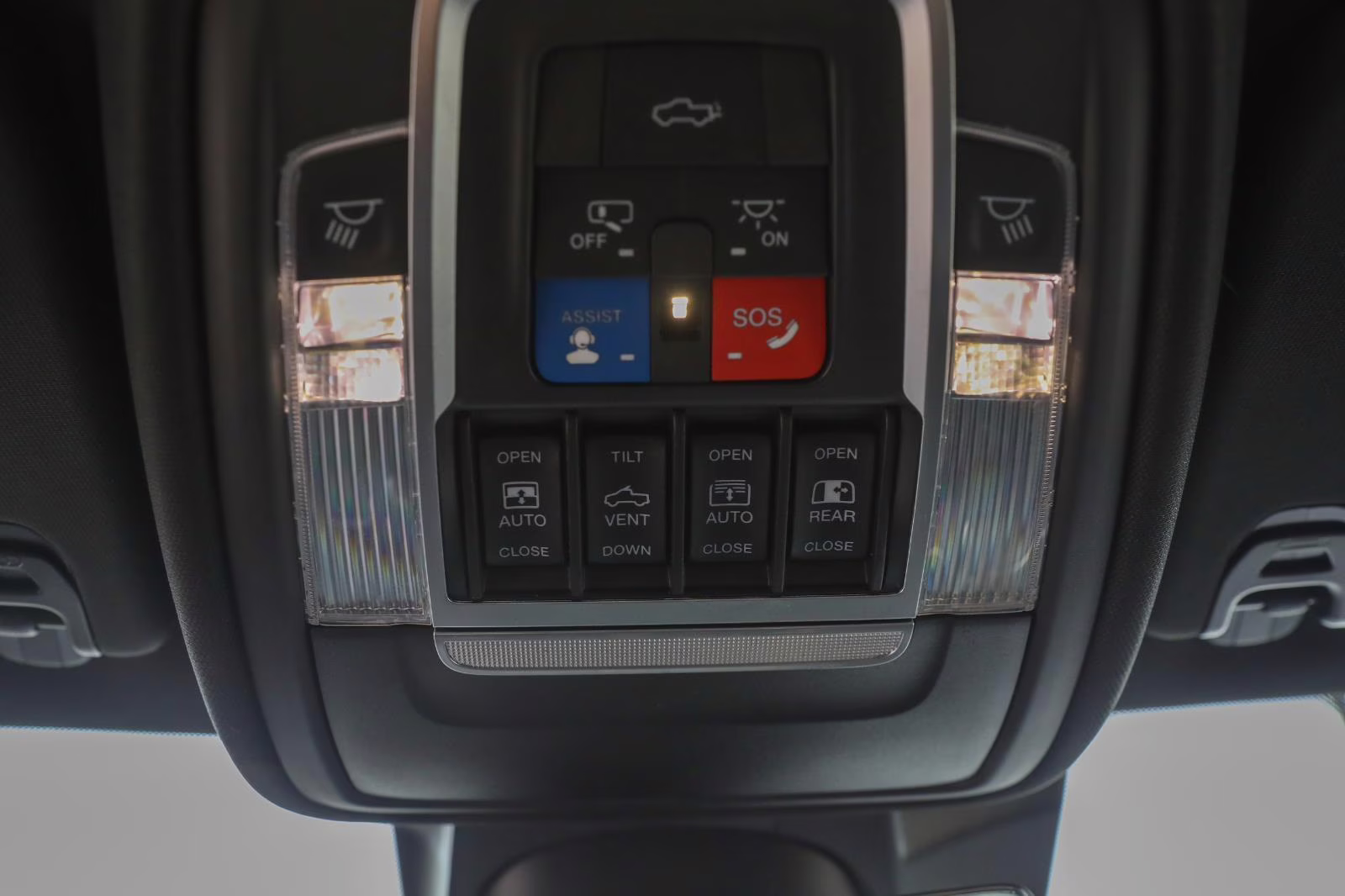 2021 Bright White Clearcoat Ram 1500 Limited 4X4 Truck