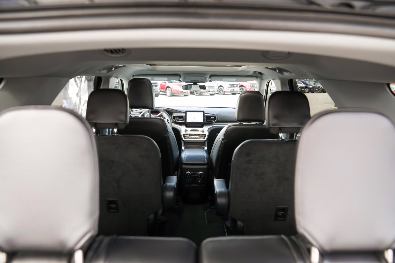 2023 Agate Black Ford Explorer XLT 4X4 SUV