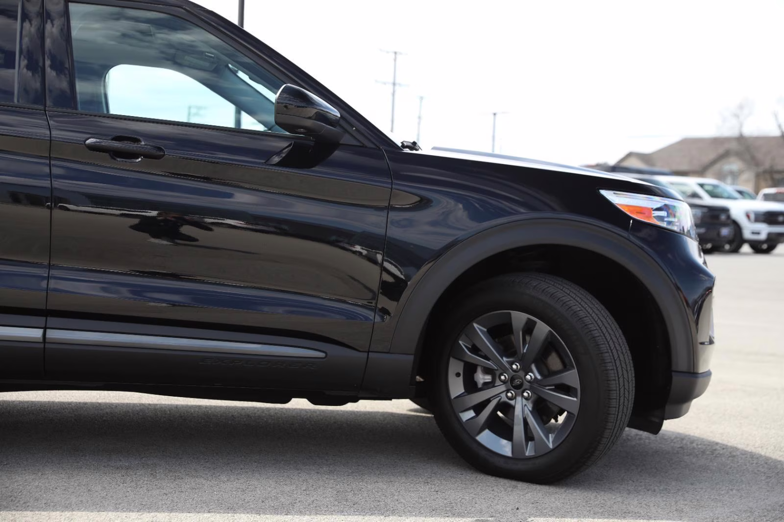 2023 Agate Black Ford Explorer XLT 4X4 SUV