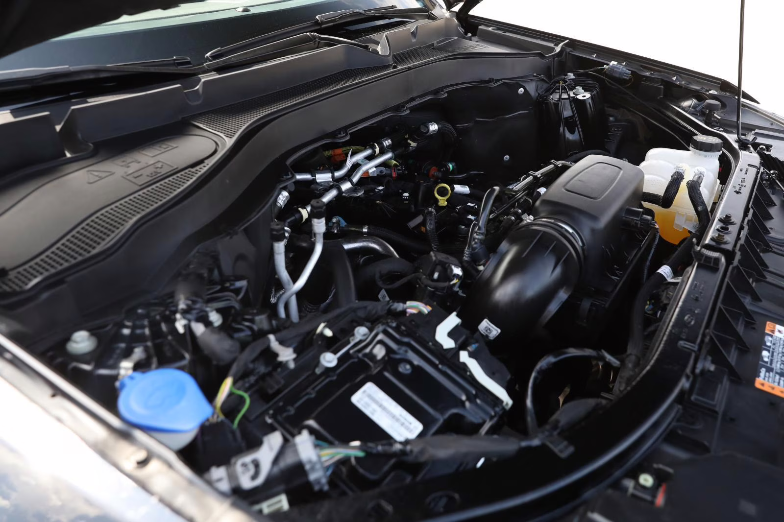 2023 Agate Black Ford Explorer XLT 4X4 SUV