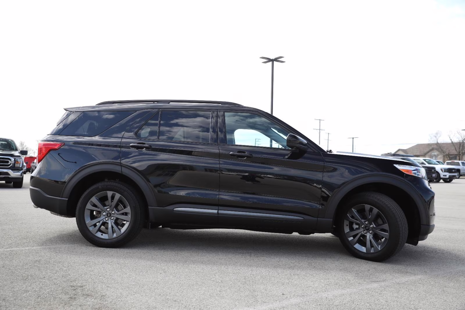 2023 Agate Black Ford Explorer XLT 4X4 SUV
