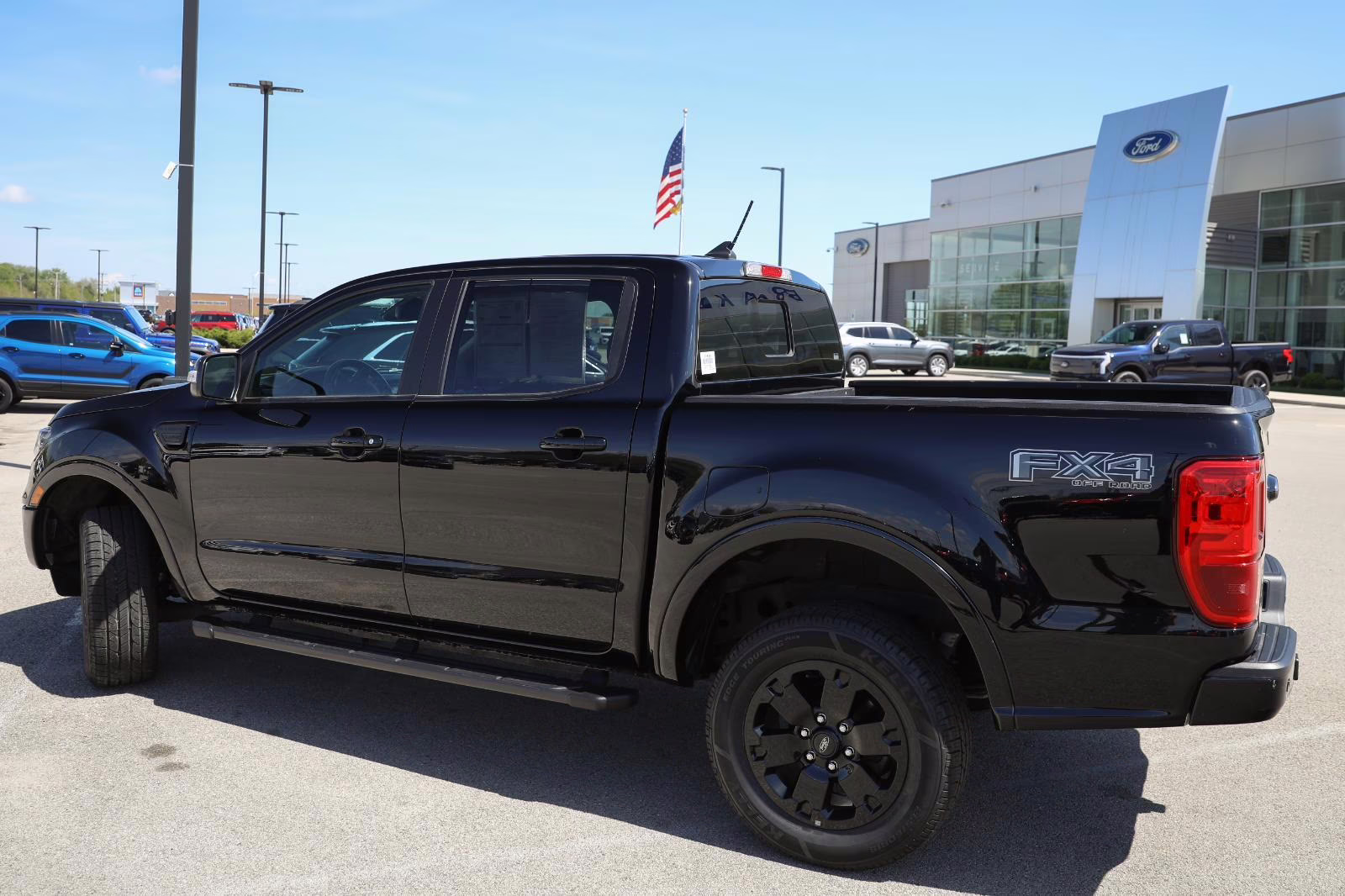 2022 Shadow Black Ford Ranger LARIAT 4X4 Truck