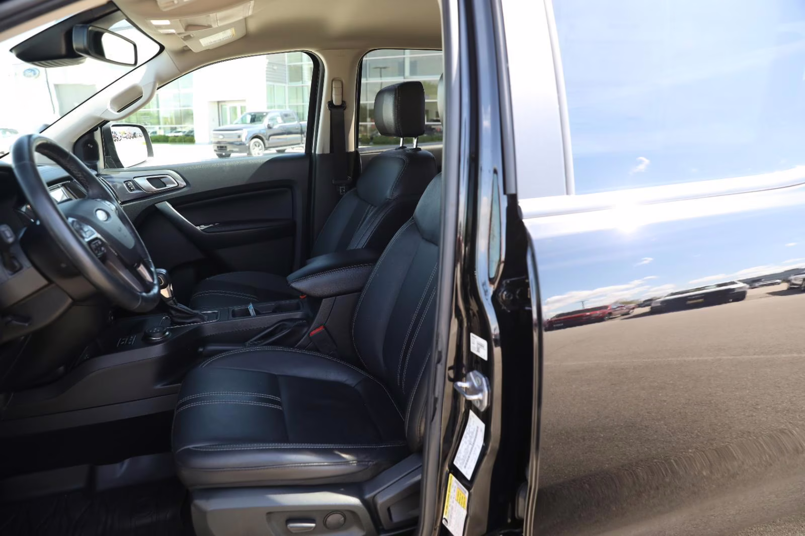 2022 Shadow Black Ford Ranger LARIAT 4X4 Truck