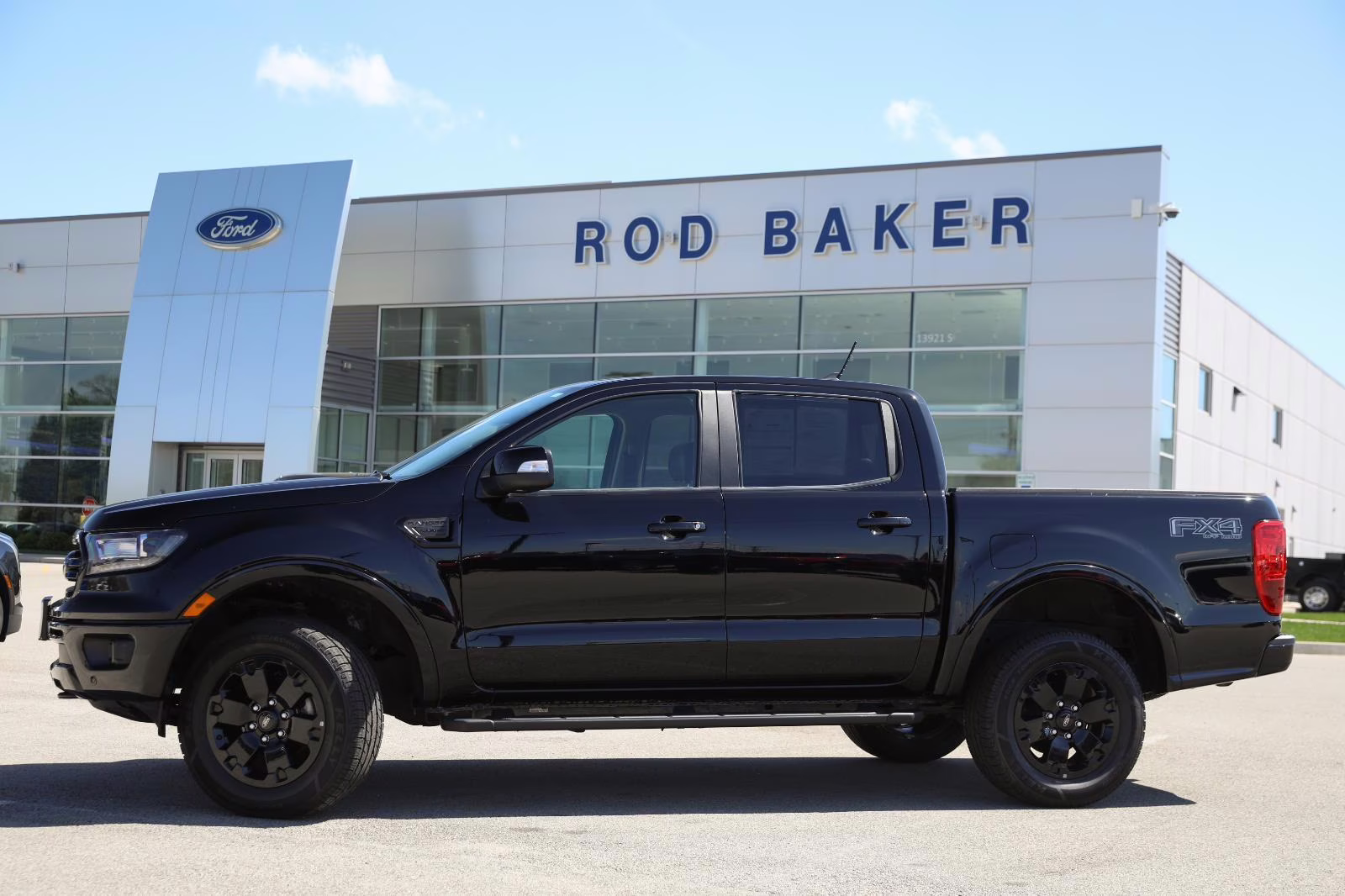 2022 Shadow Black Ford Ranger LARIAT 4X4 Truck