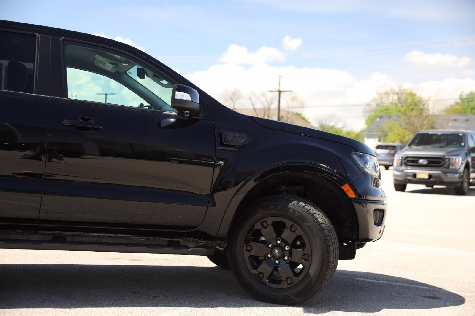 2022 Shadow Black Ford Ranger LARIAT 4X4 Truck