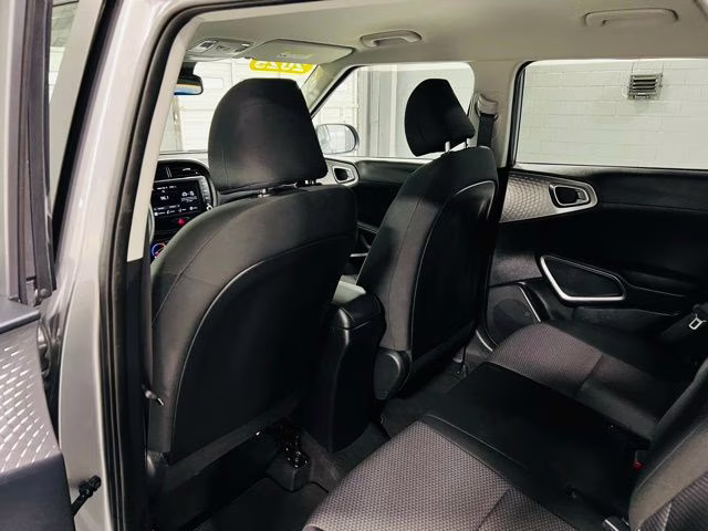 2025 Silver Kia Soul LX FWD Hatchback