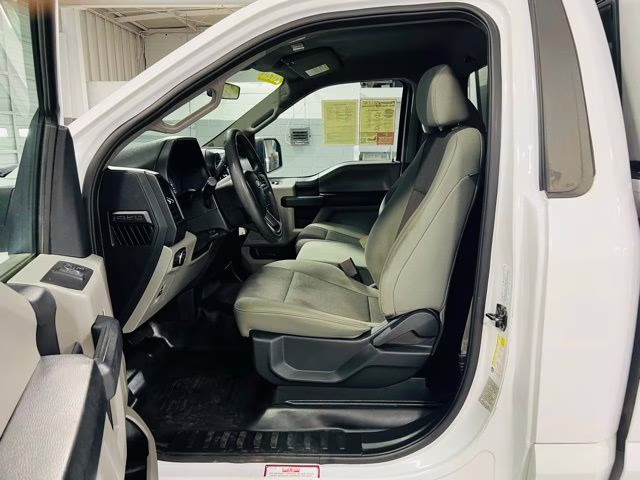 2020 Oxford White Ford F-150 XL 4X4 Truck
