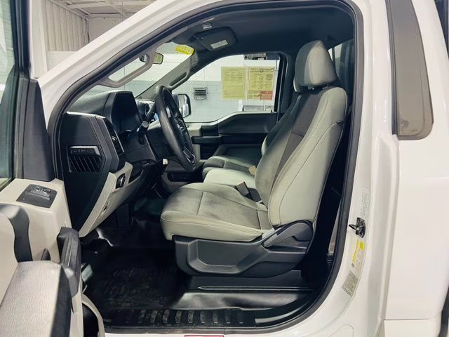 2020 Oxford White Ford F-150 XL 4X4 Truck