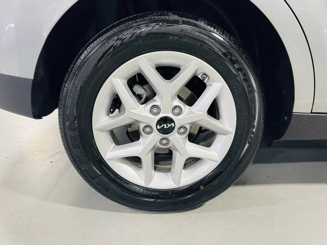 2025 Silver Kia Soul LX FWD Hatchback