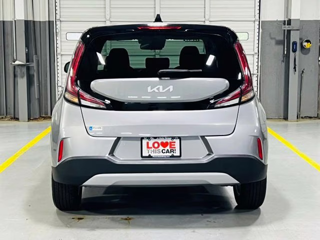 2025 Silver Kia Soul LX FWD Hatchback