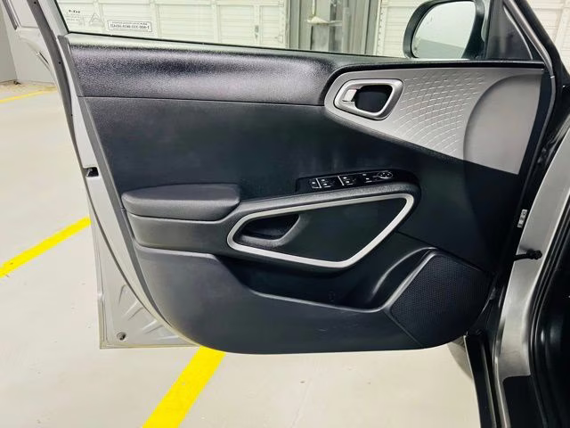 2025 Silver Kia Soul LX FWD Hatchback