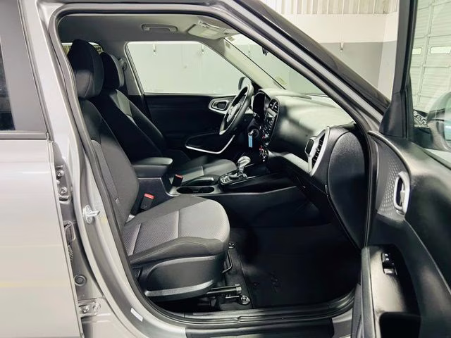2025 Silver Kia Soul LX FWD Hatchback