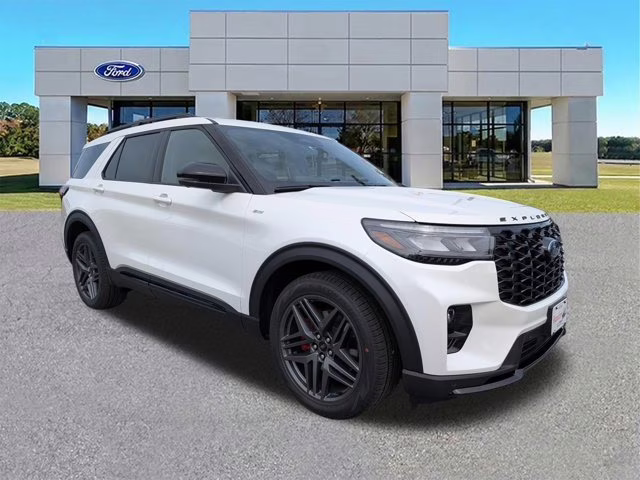 2026 White Ford Explorer ST-Line RWD SUV