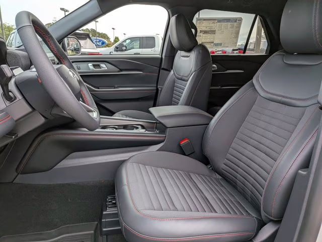 2026 White Ford Explorer ST-Line RWD SUV