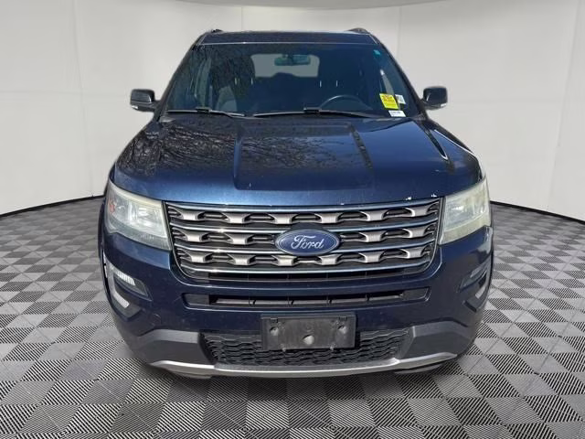 2016 Blue Ford Explorer XLT 4X4 SUV