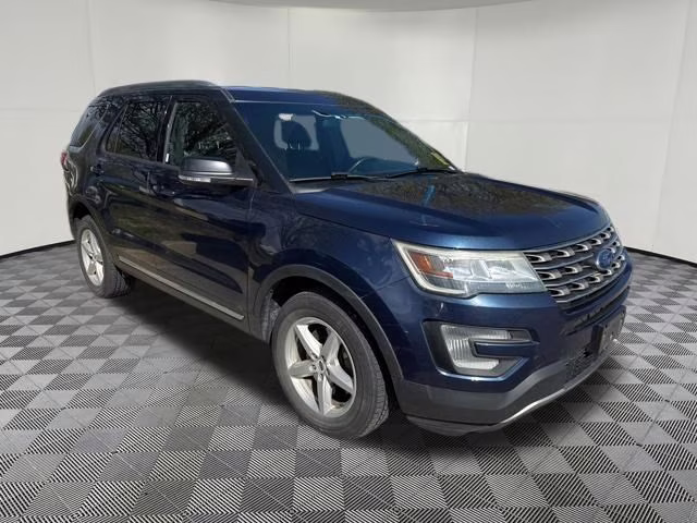 2016 Blue Ford Explorer XLT 4X4 SUV