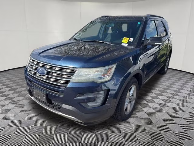 2016 Blue Ford Explorer XLT 4X4 SUV