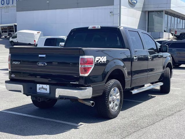 2013 Tuxedo Black Metallic Ford F-150 XLT 4X4 Truck
