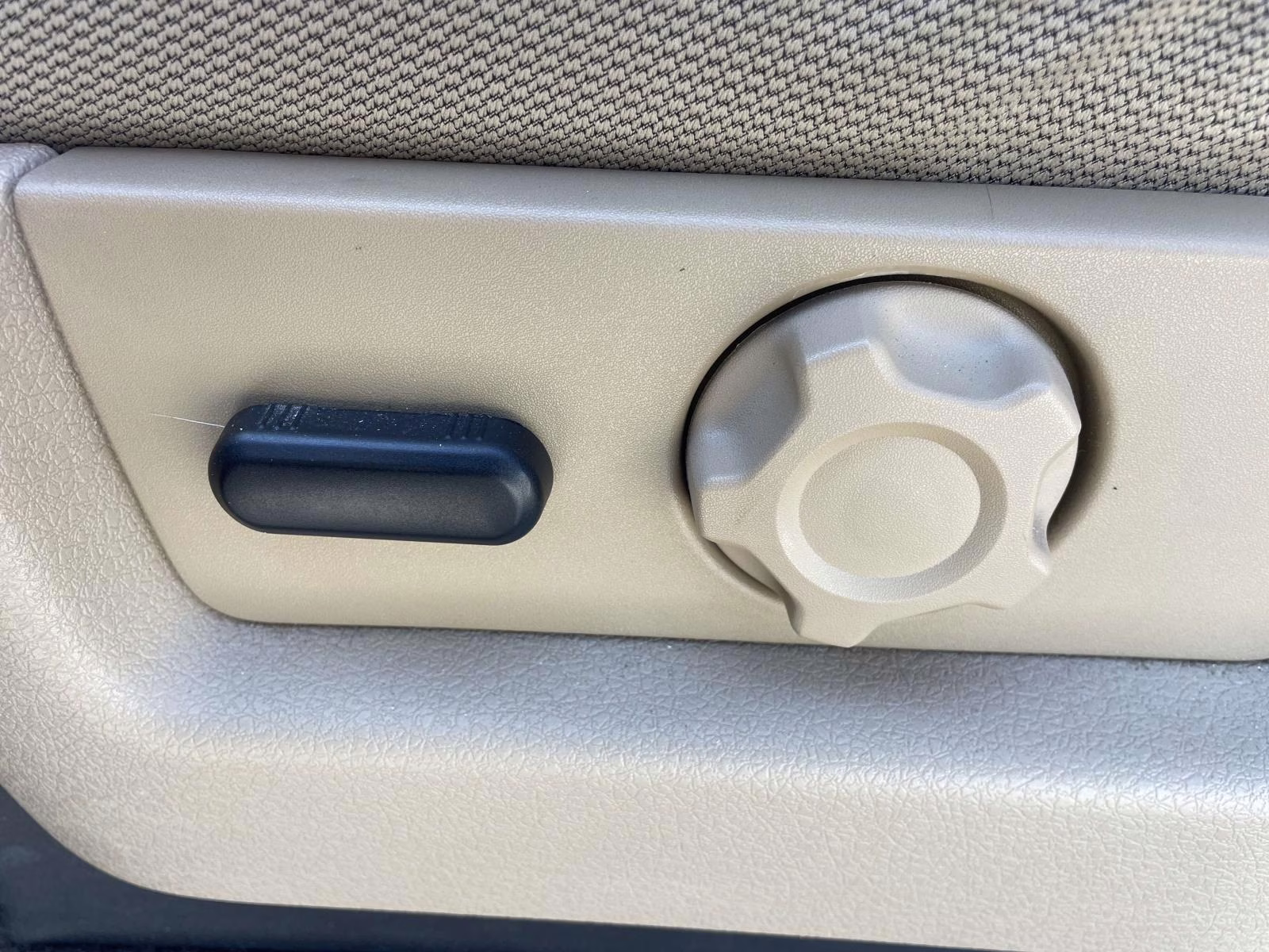 2013 Tuxedo Black Metallic Ford F-150 XLT 4X4 Truck