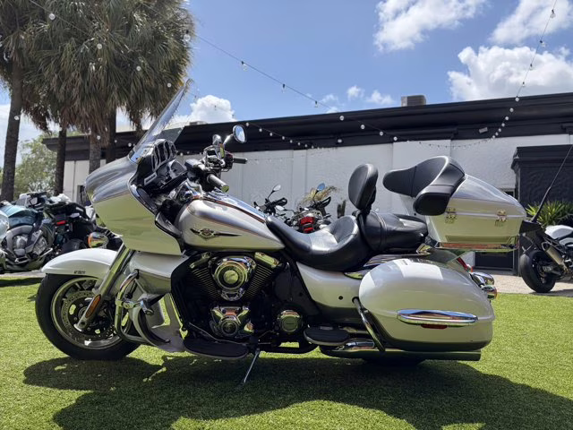 2013 Kawasaki VULCAN 1700 VOYAGER ABS