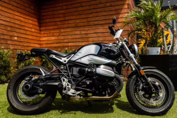 2018 BMW RNINET PURE