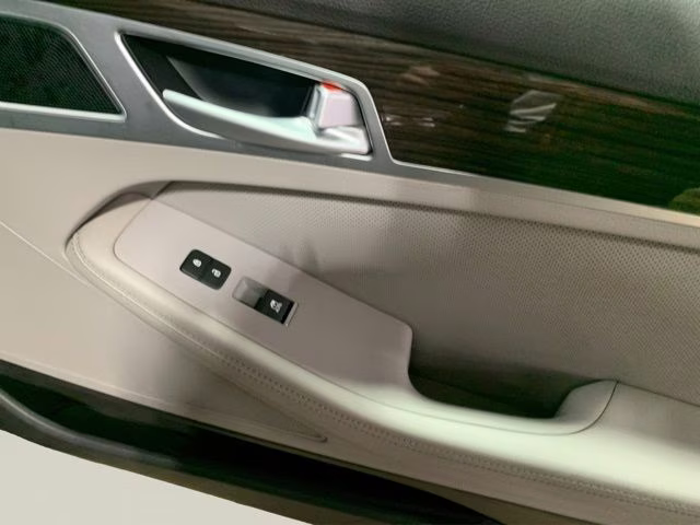 2018 Caspian Black Genesis G80 3.8 RWD Sedan