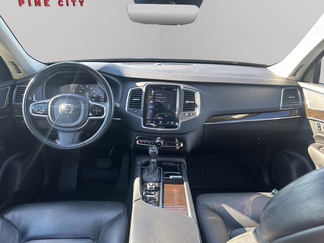 2018 Osmium Gray Metallic Volvo XC90 T5 Momentum AWD SUV