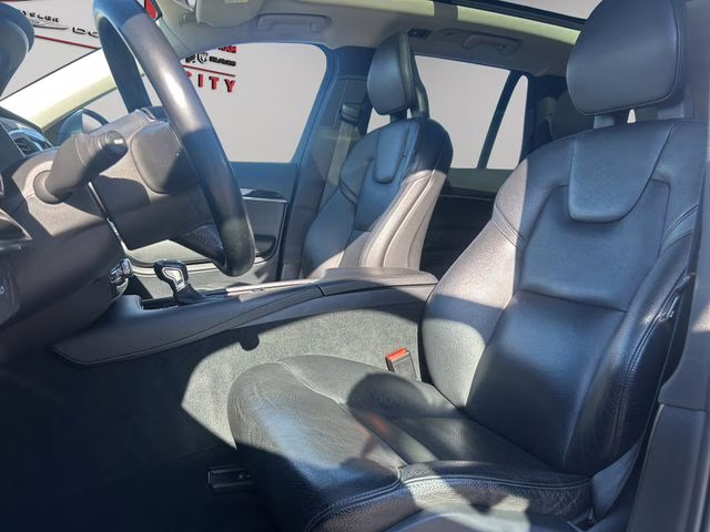 2018 Osmium Gray Metallic Volvo XC90 T5 Momentum AWD SUV