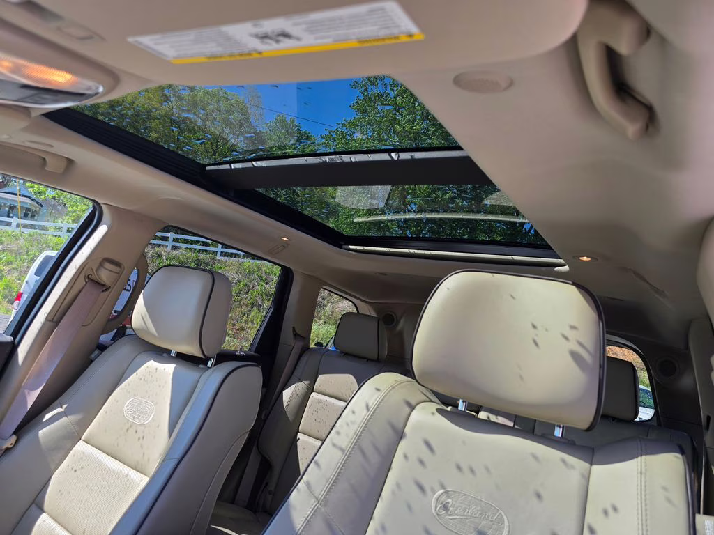 2018 Velvet Red Pearlcoat Jeep Grand Cherokee Overland RWD SUV