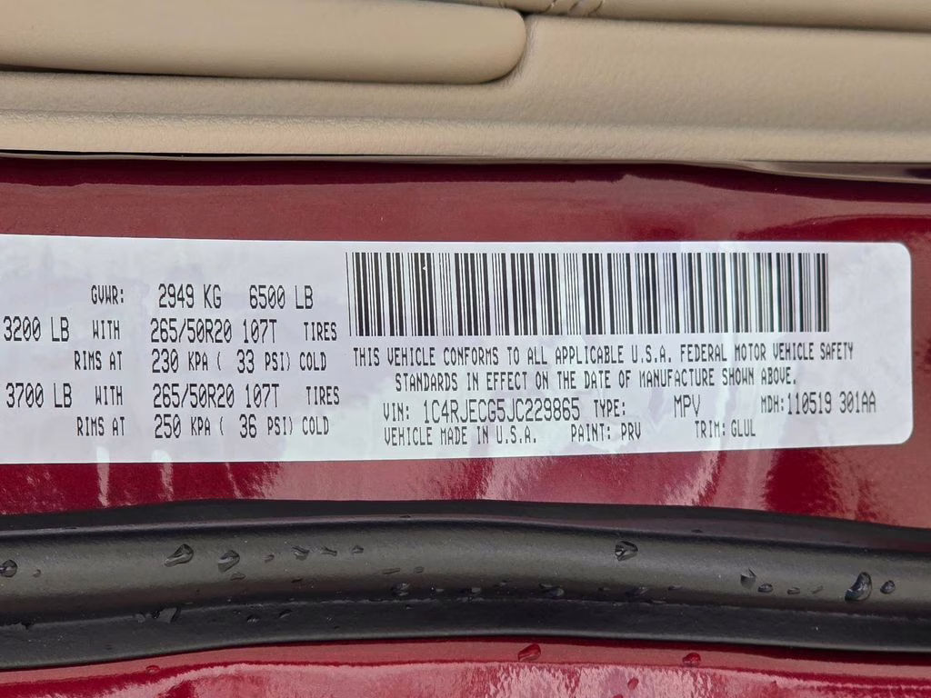 2018 Velvet Red Pearlcoat Jeep Grand Cherokee Overland RWD SUV