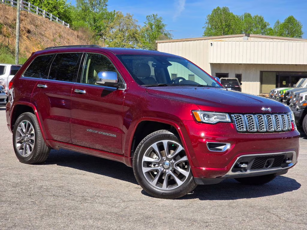 2018 Velvet Red Pearlcoat Jeep Grand Cherokee Overland RWD SUV