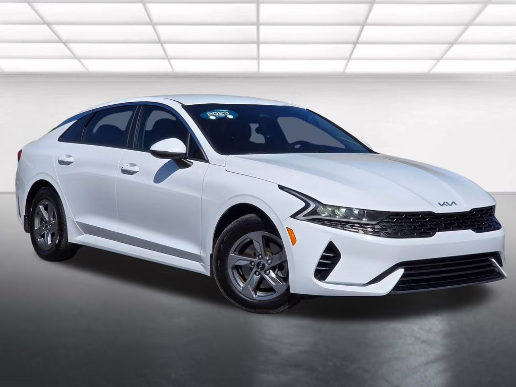 2023 Glacial White Pearl Kia K5 LXS FWD Sedan