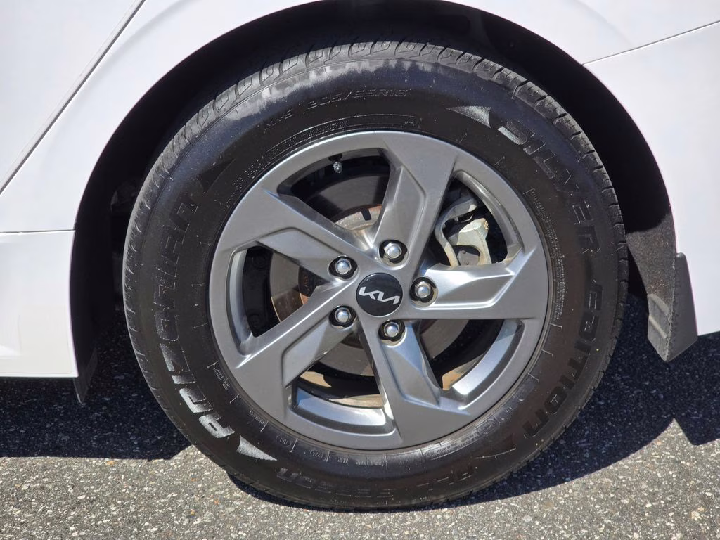 2023 Glacial White Pearl Kia K5 LXS FWD Sedan