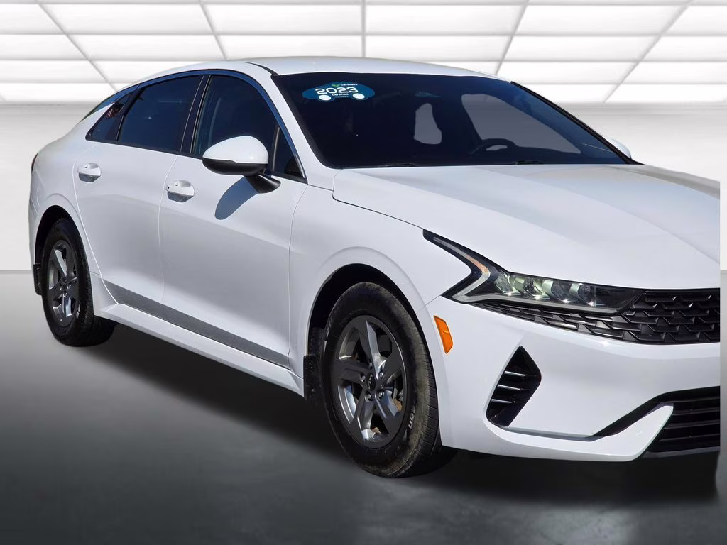 2023 Glacial White Pearl Kia K5 LXS FWD Sedan