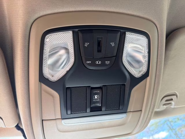 2019 Blue Streak Pearlcoat Ram 1500 Big Horn/Lone Star 4X4 Truck