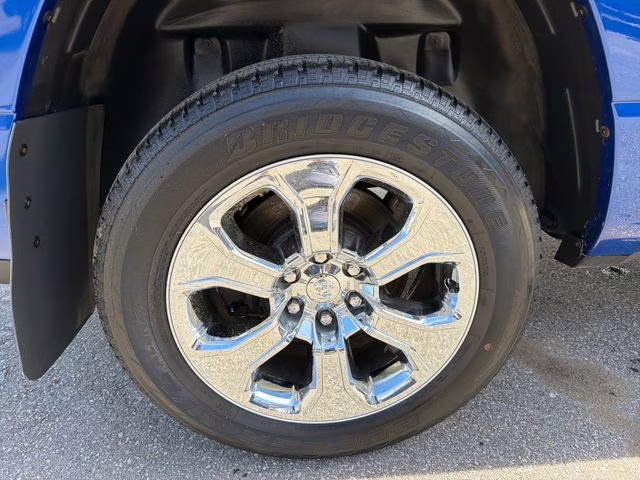 2019 Blue Streak Pearlcoat Ram 1500 Big Horn/Lone Star 4X4 Truck