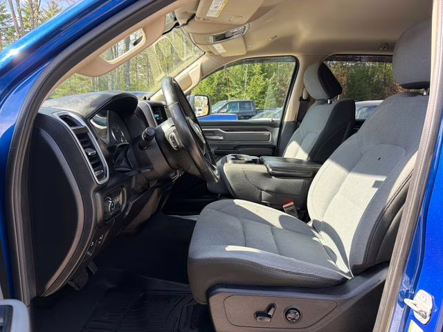 2019 Blue Streak Pearlcoat Ram 1500 Big Horn/Lone Star 4X4 Truck