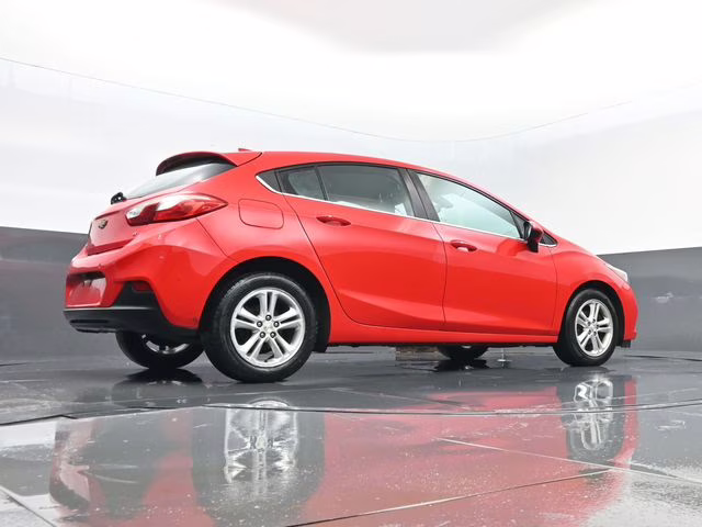 2018 Red Hot Chevrolet Cruze LT FWD Hatchback