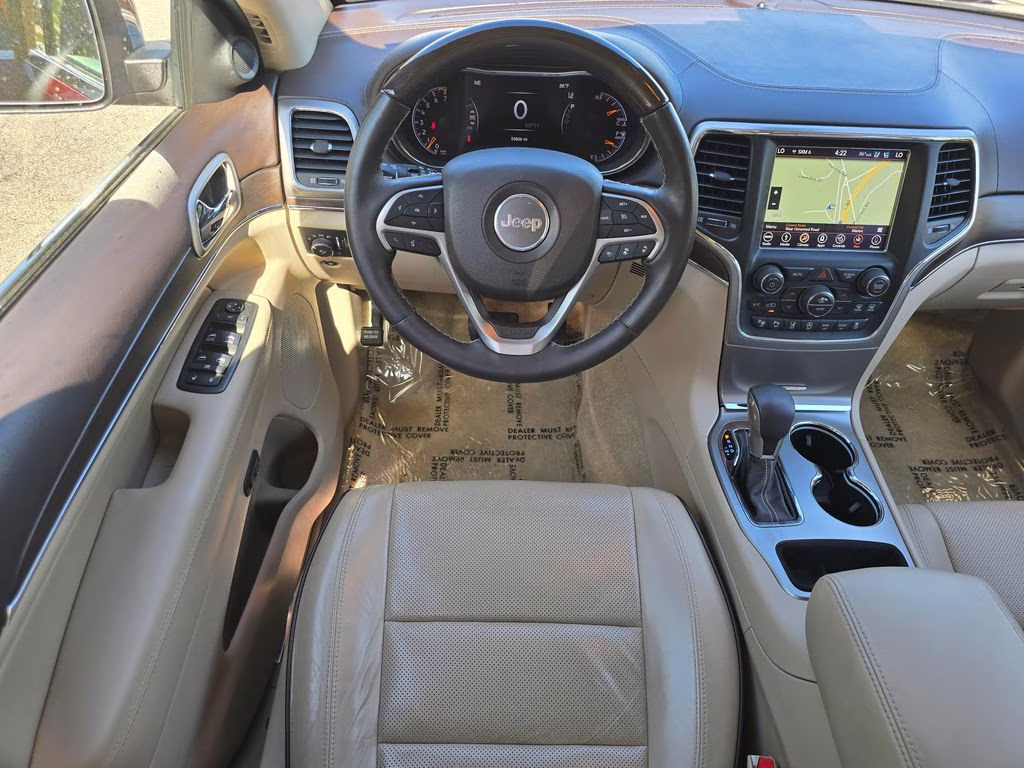 2018 Velvet Red Pearlcoat Jeep Grand Cherokee Overland RWD SUV