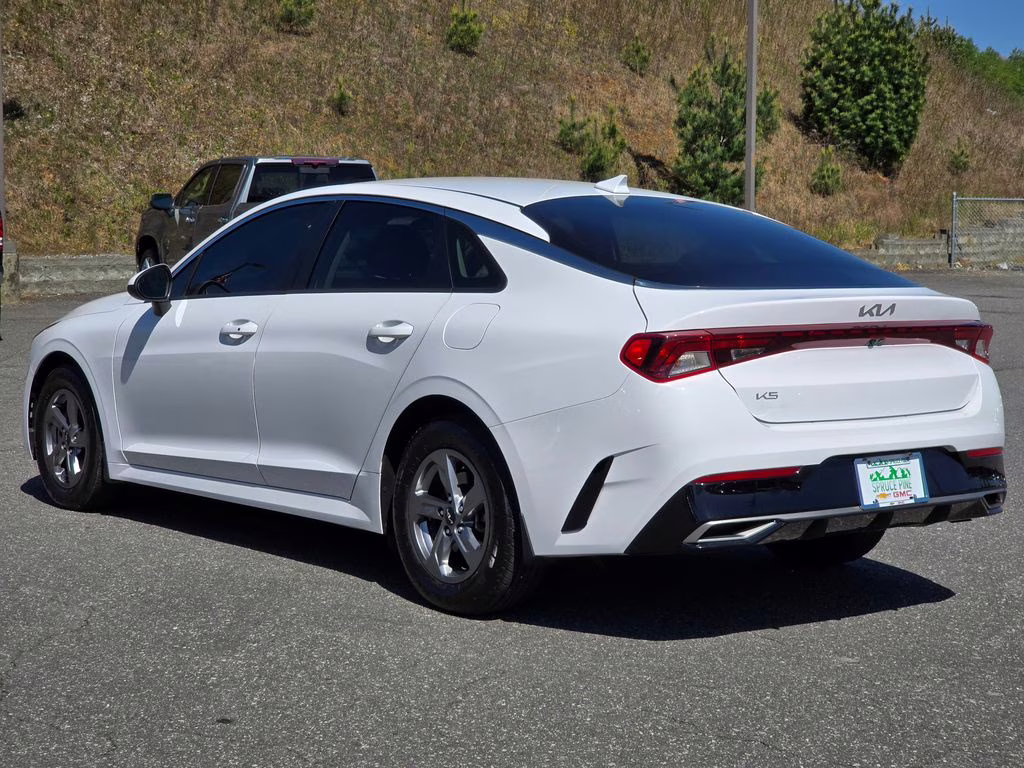 2023 Glacial White Pearl Kia K5 LXS FWD Sedan