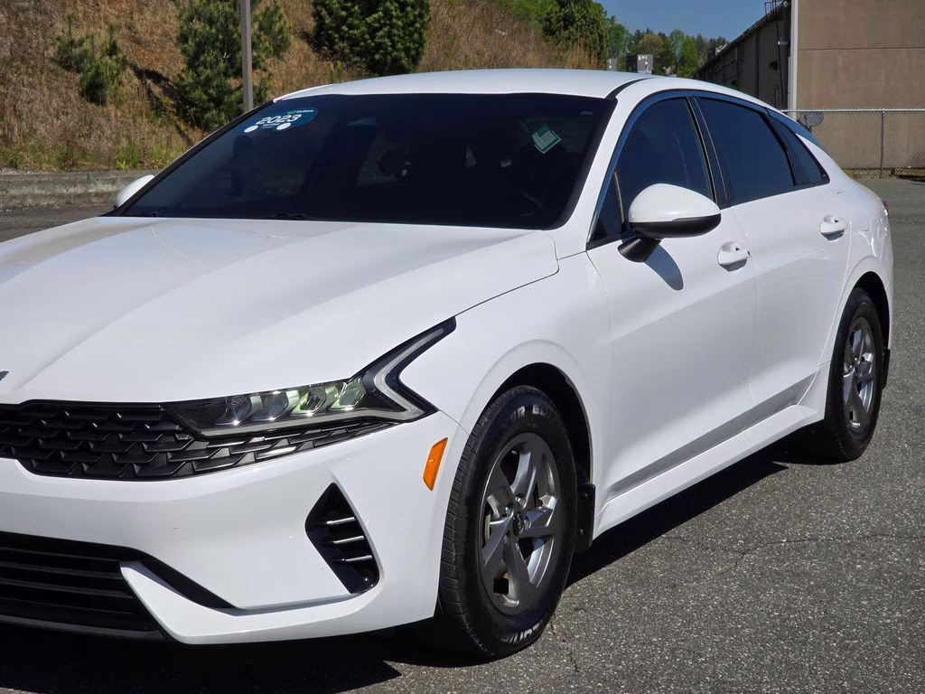 2023 Glacial White Pearl Kia K5 LXS FWD Sedan