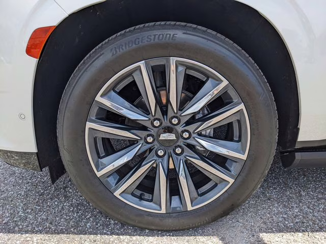 2024 Crystal White Tricoat Cadillac Escalade Sport Platinum 4X4 SUV