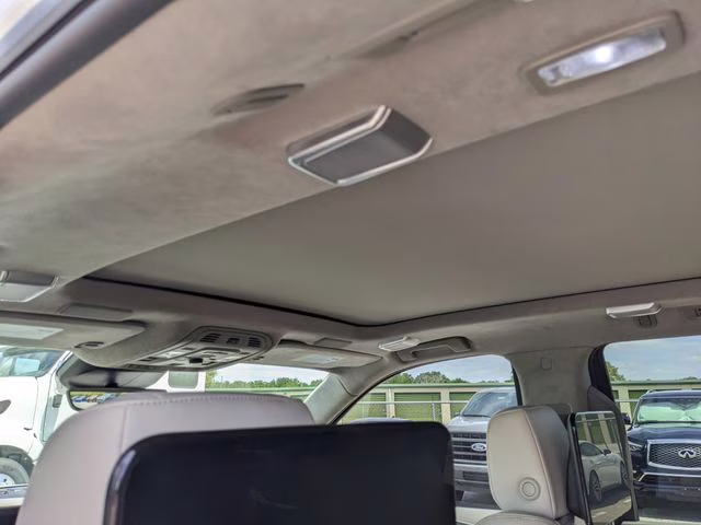 2024 Crystal White Tricoat Cadillac Escalade Sport Platinum 4X4 SUV