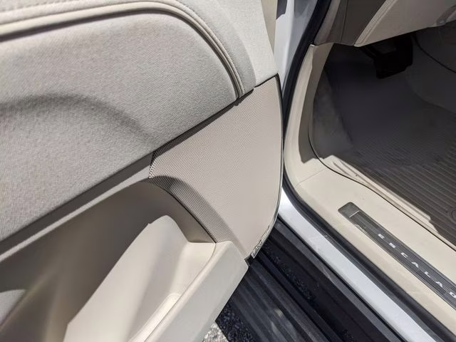 2024 Crystal White Tricoat Cadillac Escalade Sport Platinum 4X4 SUV